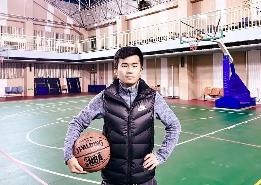 哪里可以找到适合青少年的篮球训练策略_1